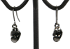 (image for) Fook pierced earrings rip & tongle