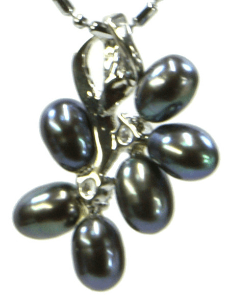 Fruits Pearl Necklace Black